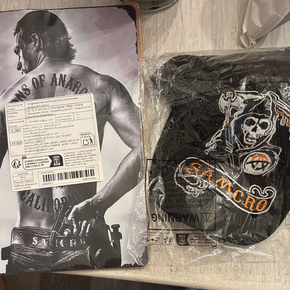SAMCRO Black Cap with Skull Embroidery and Sons of Anarchy metal sign bundle NWT